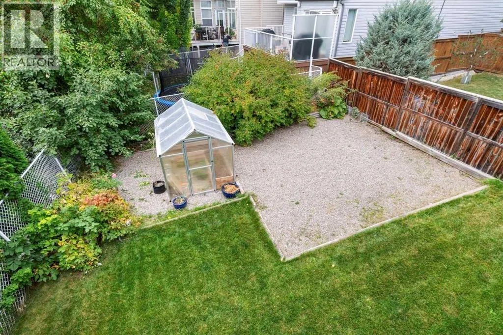 172 Tuscany Meadows Heath NW