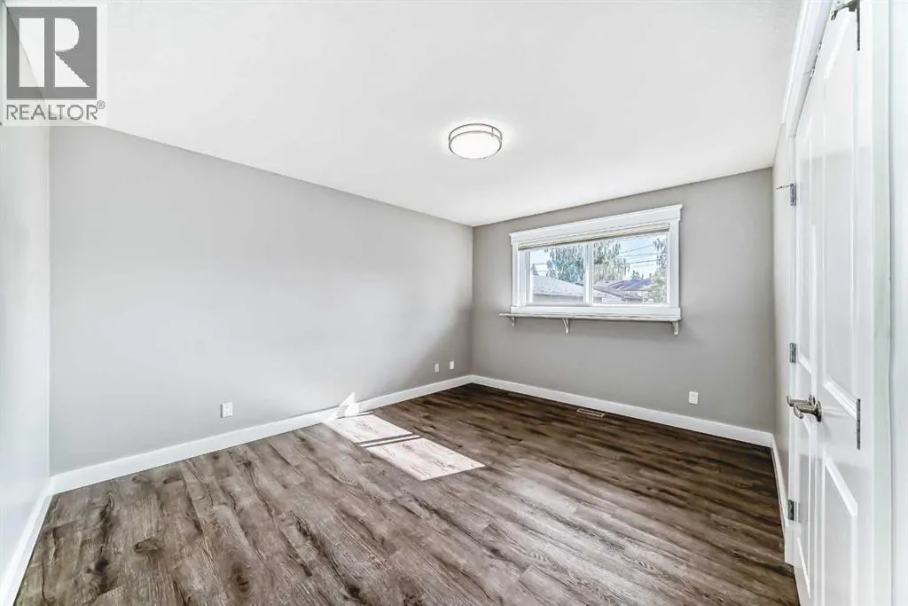 146 Lake Sylvan Close SE