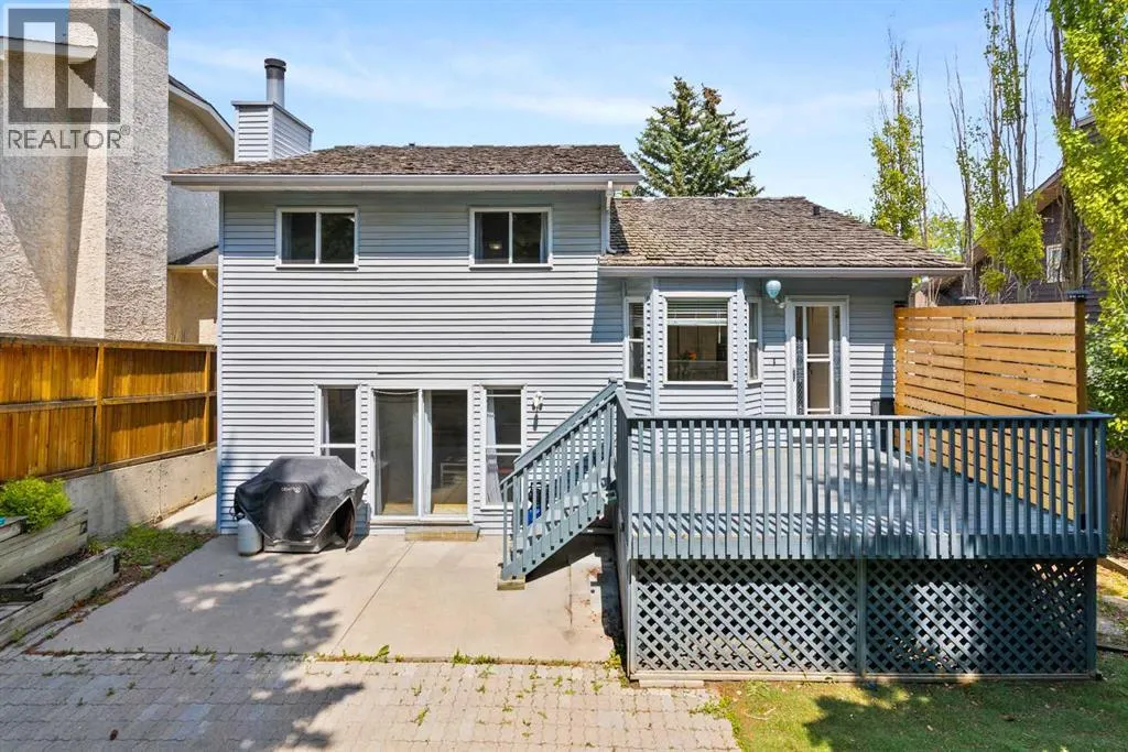 131 Stratton Crescent SW