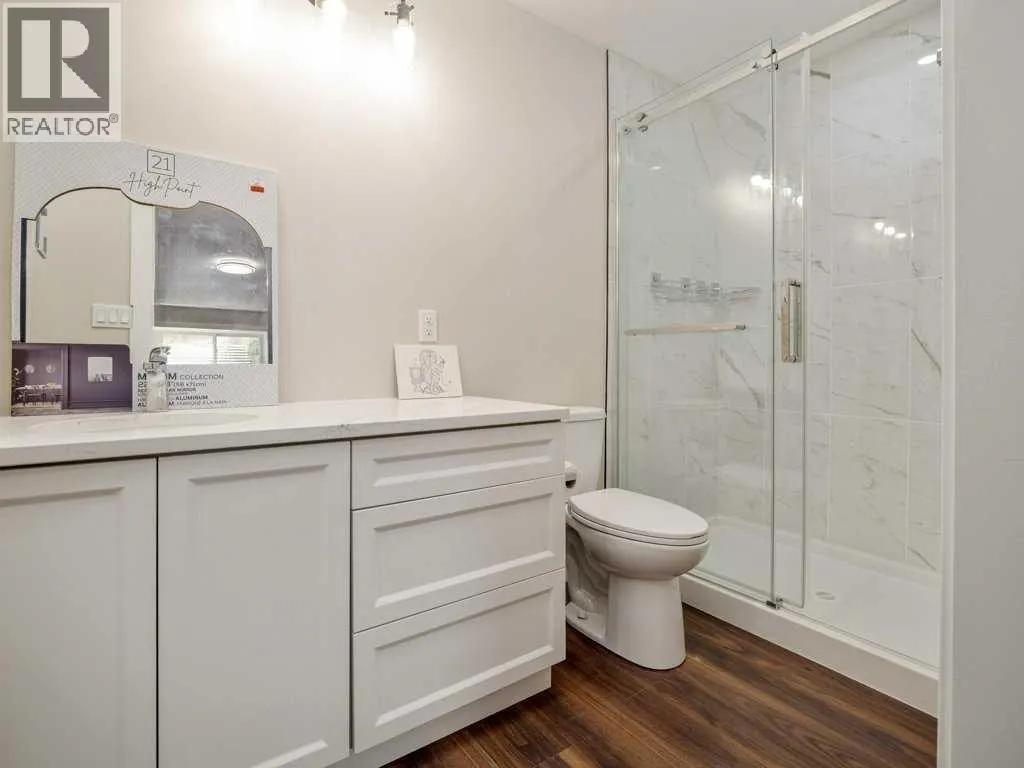 57 Goldenrod Place W