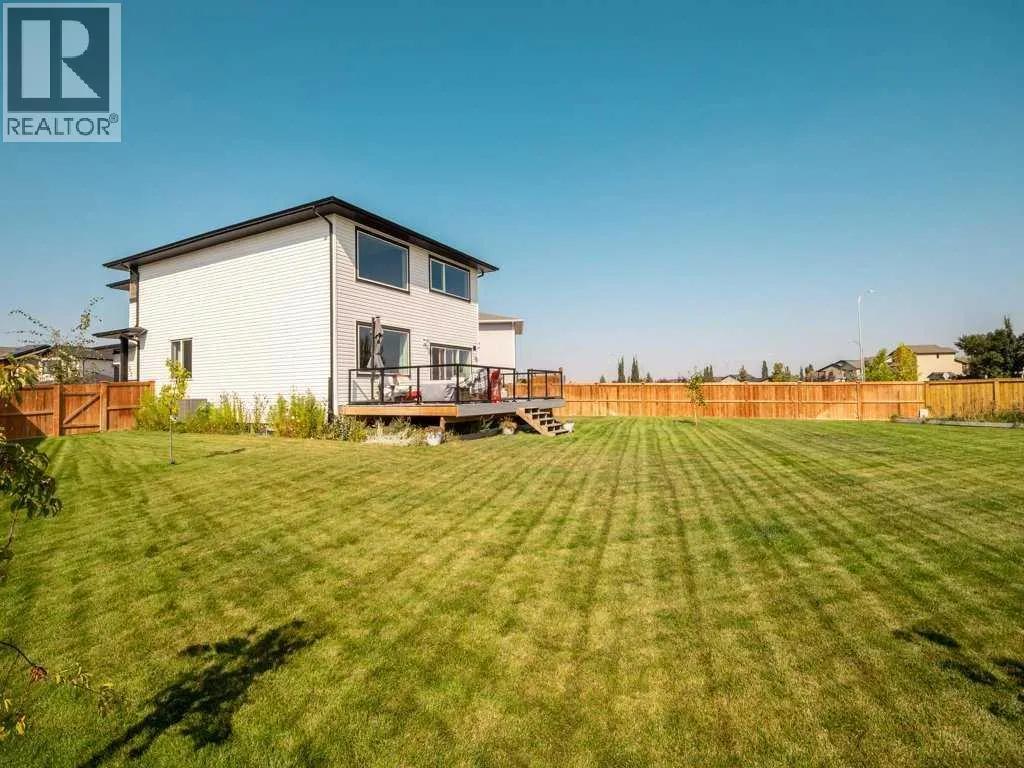 57 Goldenrod Place W
