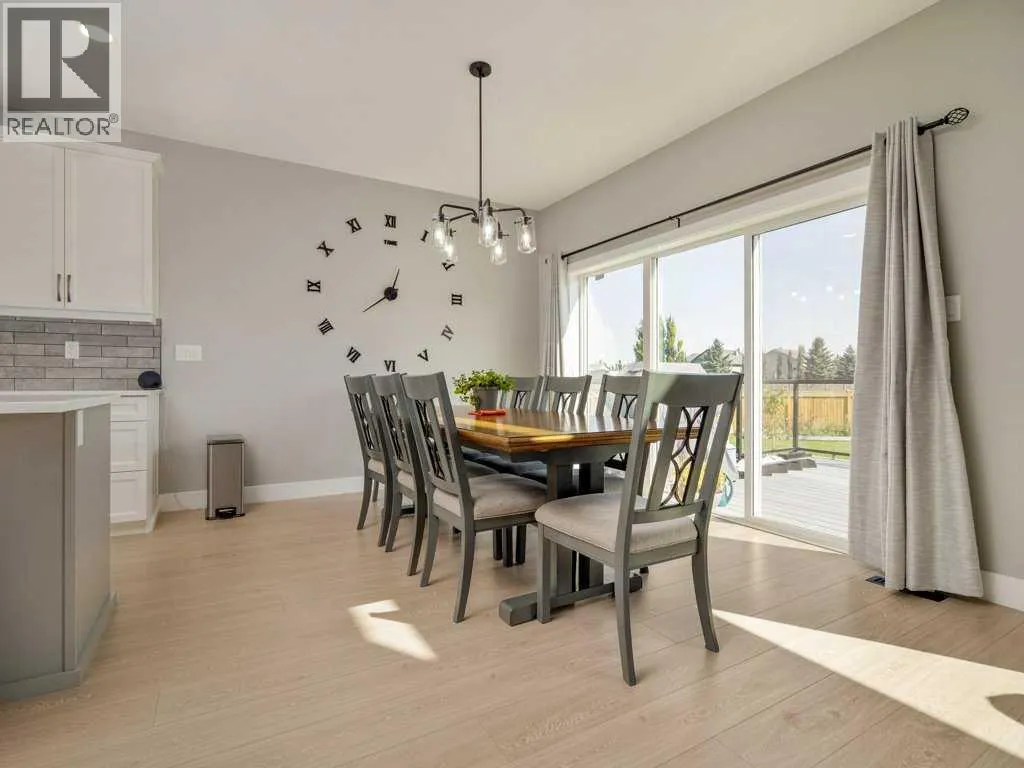 57 Goldenrod Place W