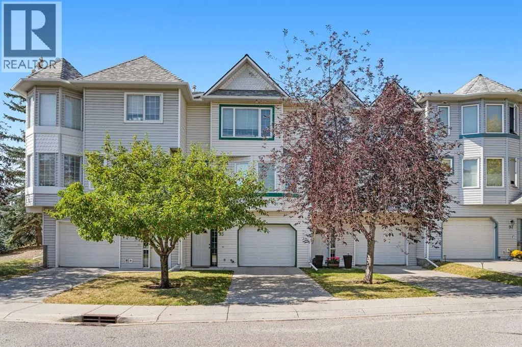 93 Patina Rise SW