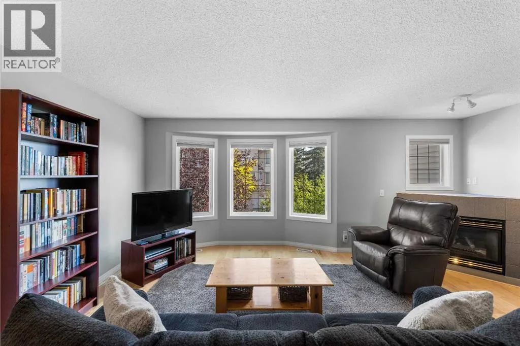 93 Patina Rise SW
