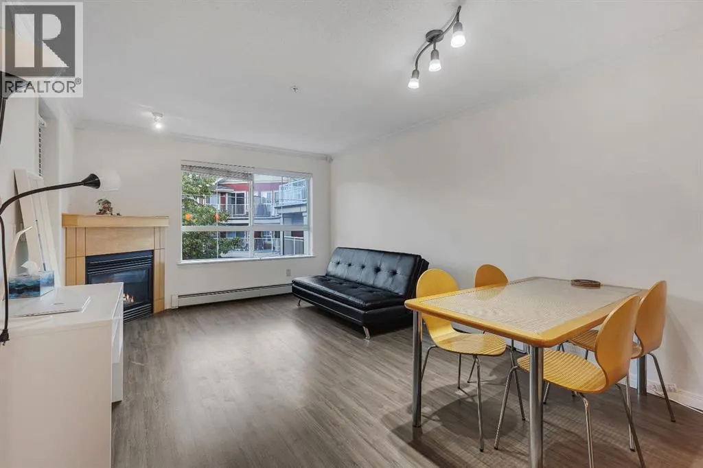 327, 22 Richard Place SW