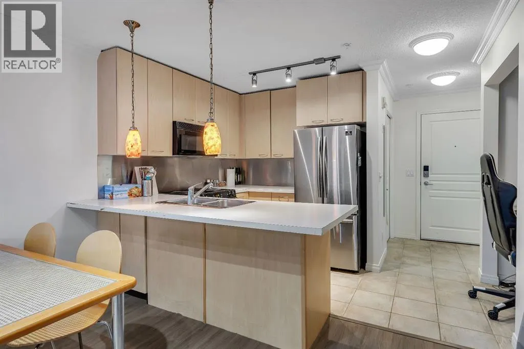327, 22 Richard Place SW