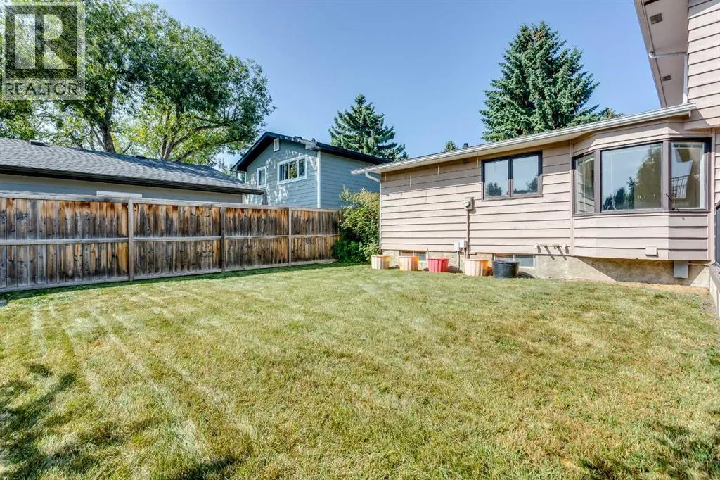 135 Parkglen Crescent SE
