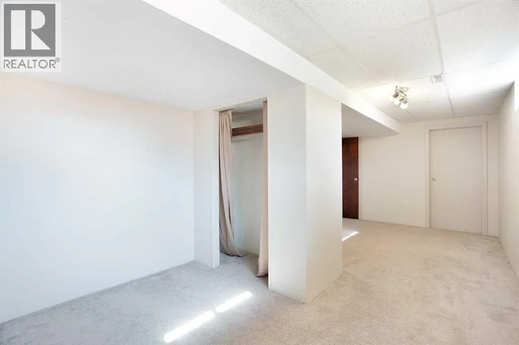 135 Parkglen Crescent SE