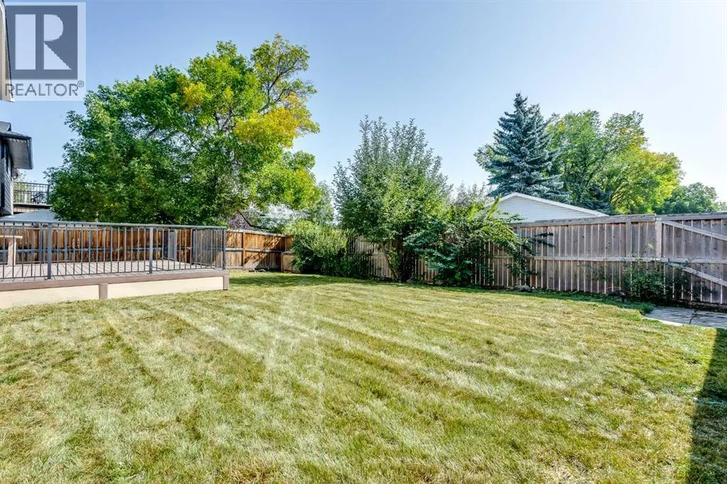 135 Parkglen Crescent SE