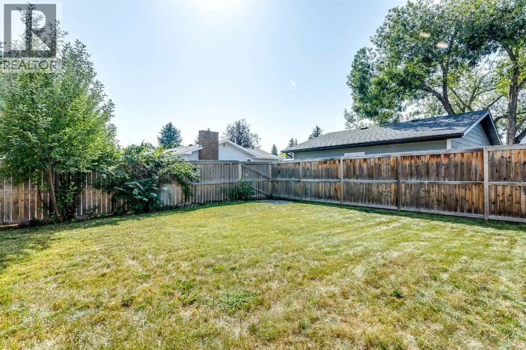 135 Parkglen Crescent SE