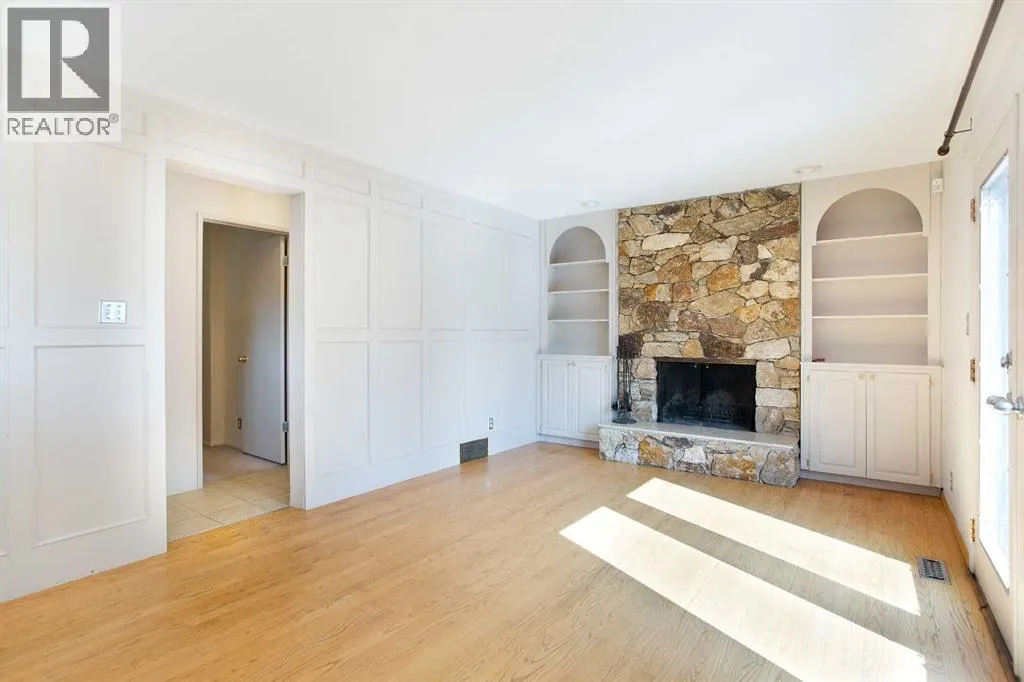 135 Parkglen Crescent SE