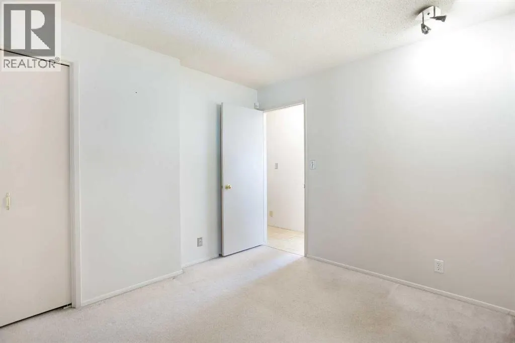 135 Parkglen Crescent SE