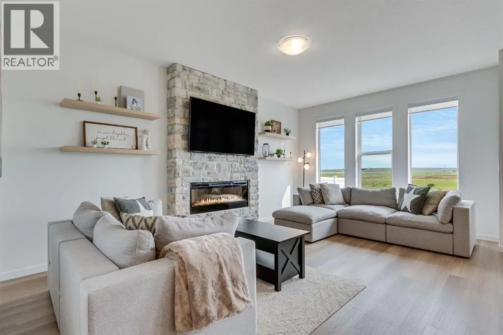 245 Copperhead Way SE