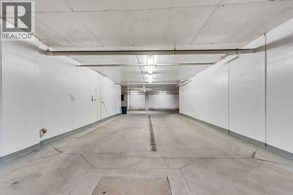 548, 222 Riverfront Avenue SW