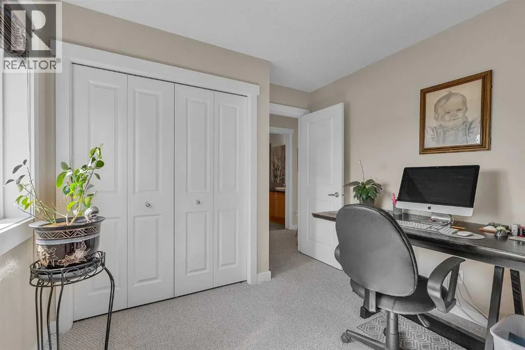 123 Elgin Terrace SE