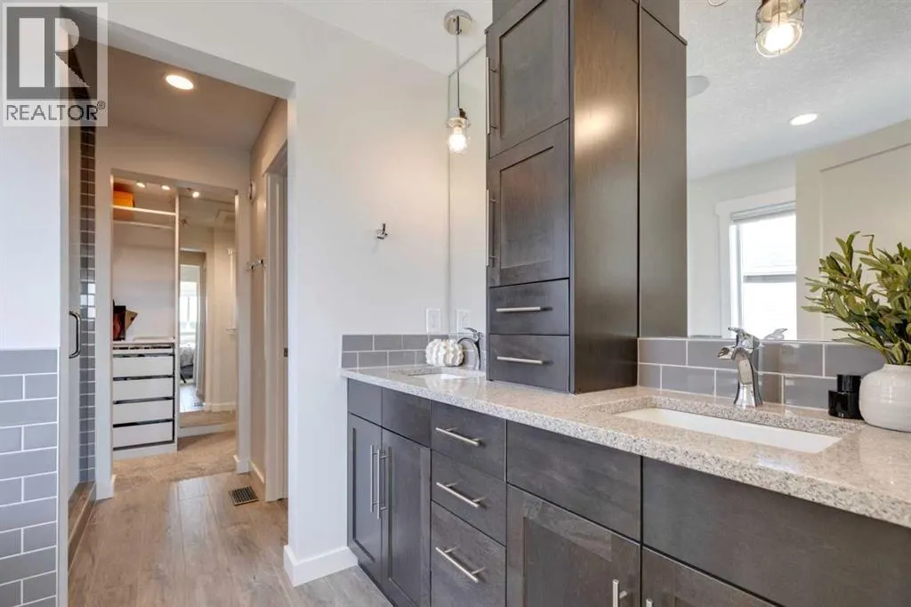 161 Kingsmere Cove SE