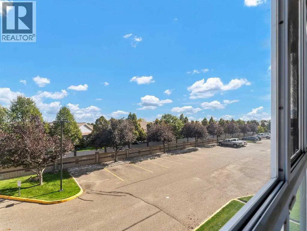 220, 1535 Southview Drive SE