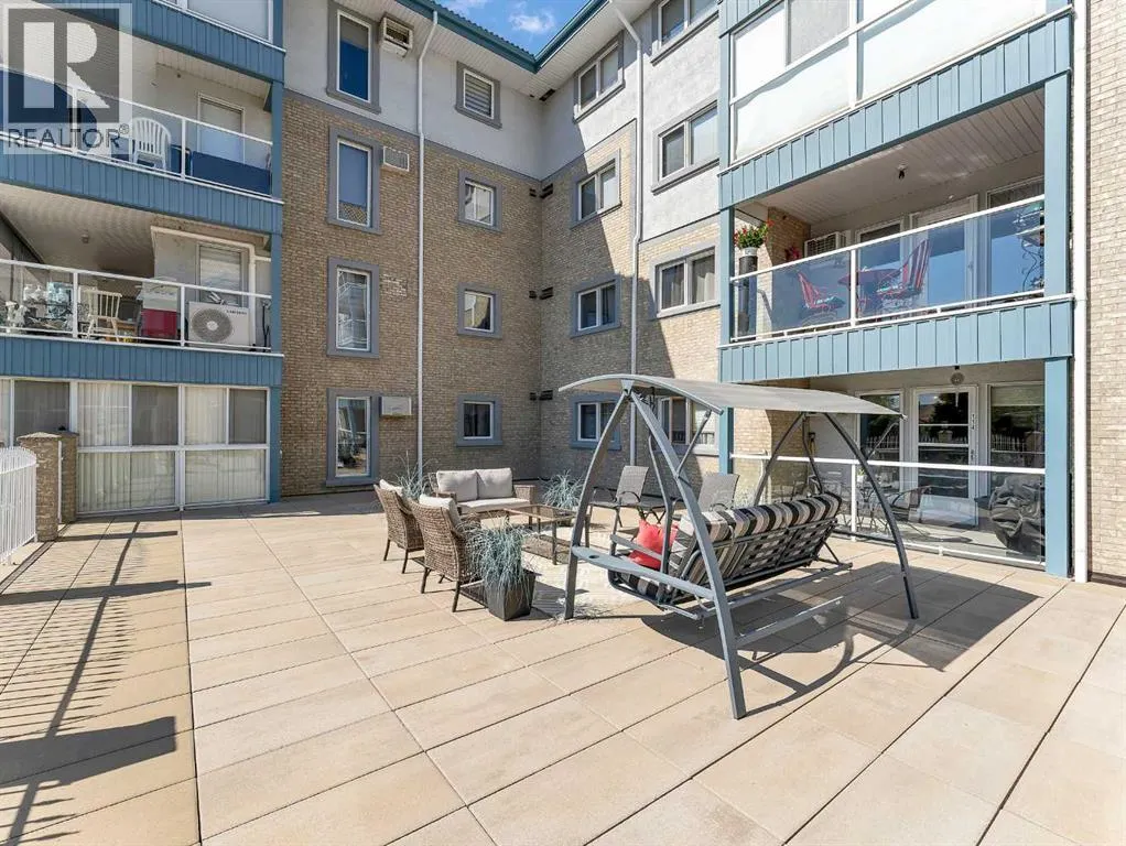 220, 1535 Southview Drive SE