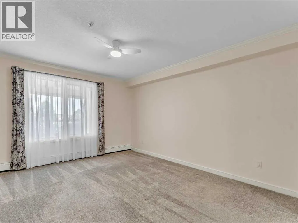 220, 1535 Southview Drive SE