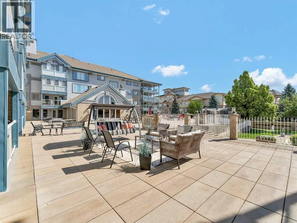 220, 1535 Southview Drive SE