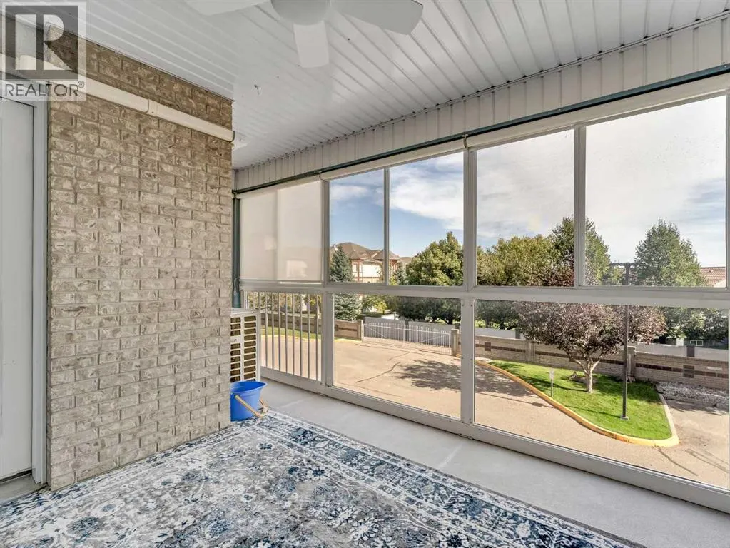 220, 1535 Southview Drive SE