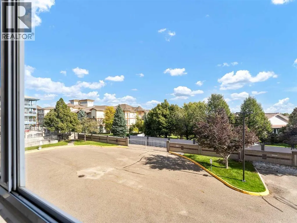 220, 1535 Southview Drive SE
