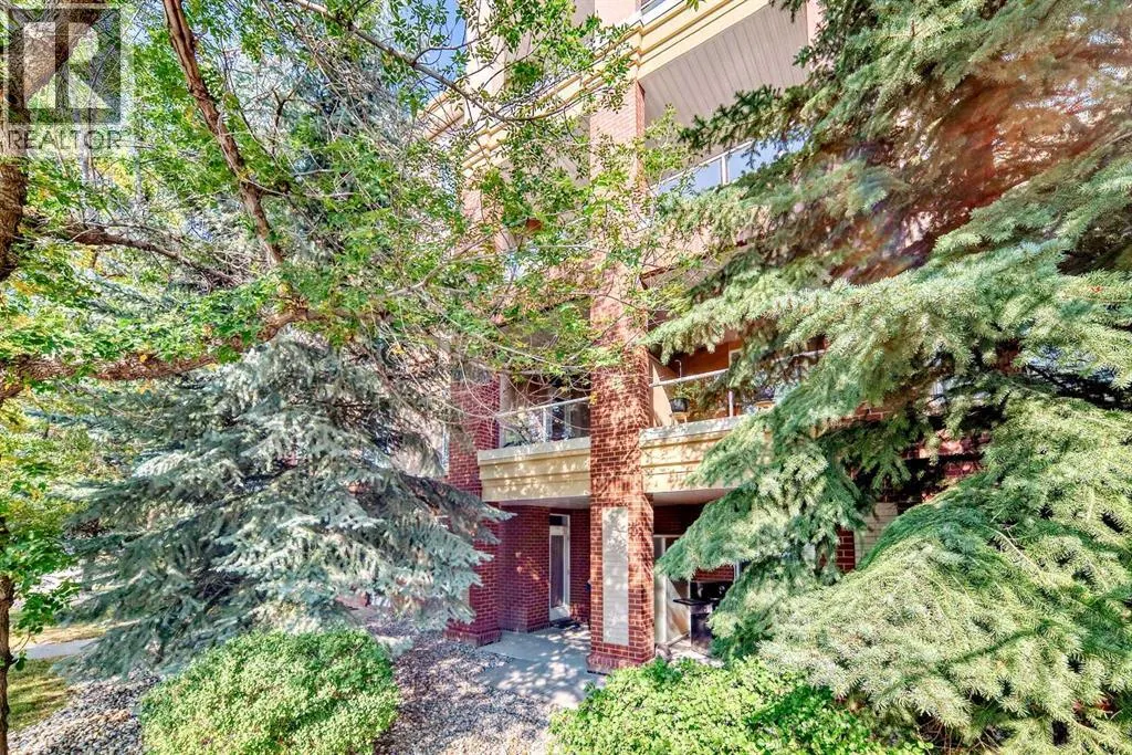 214, 2 Hemlock Crescent SW