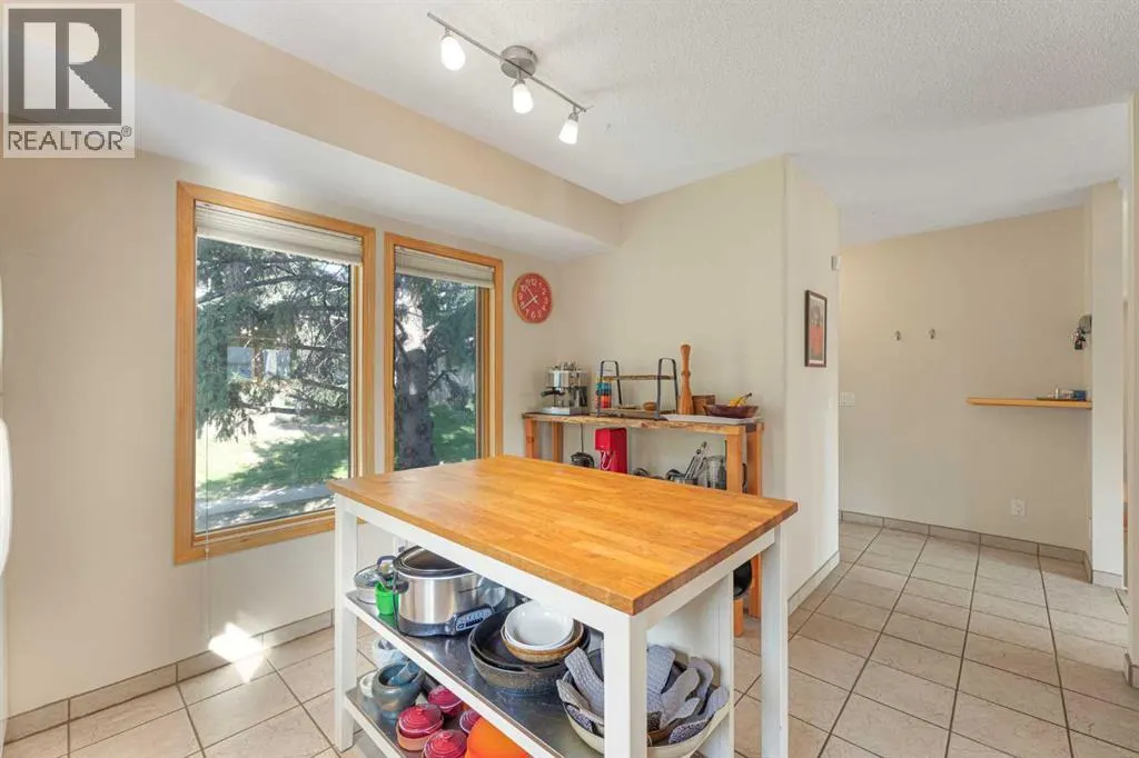651 Killarney Glen Court SW