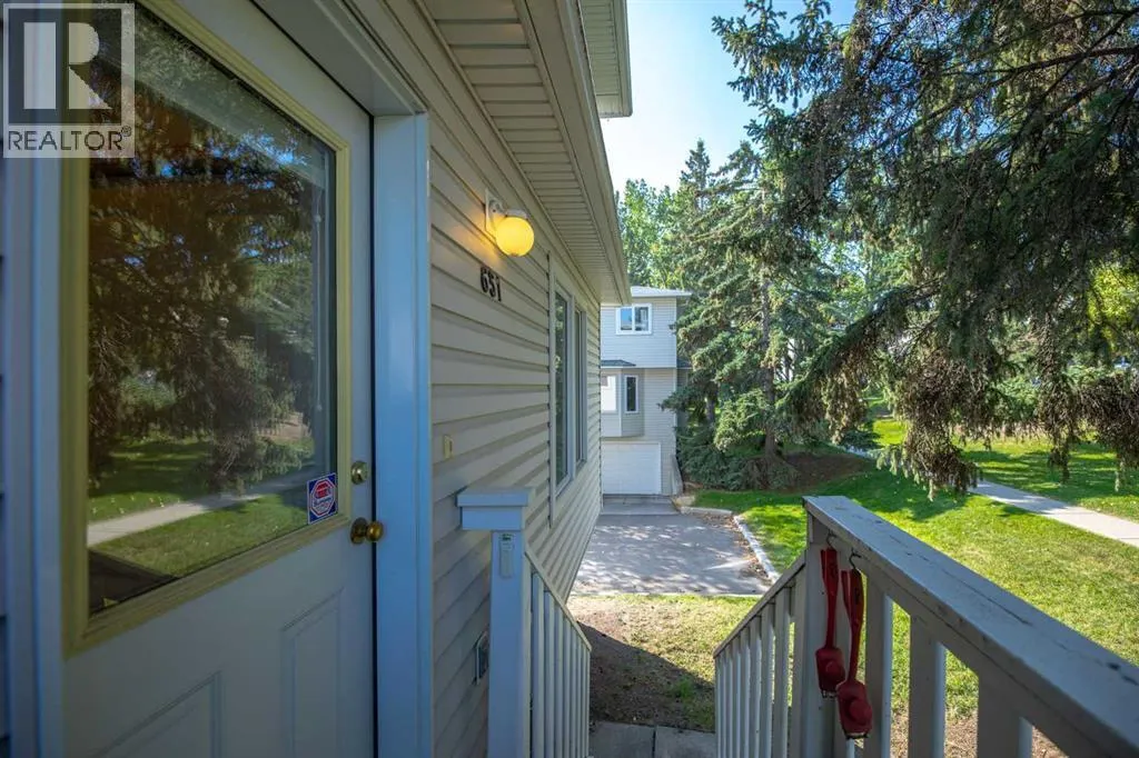 651 Killarney Glen Court SW