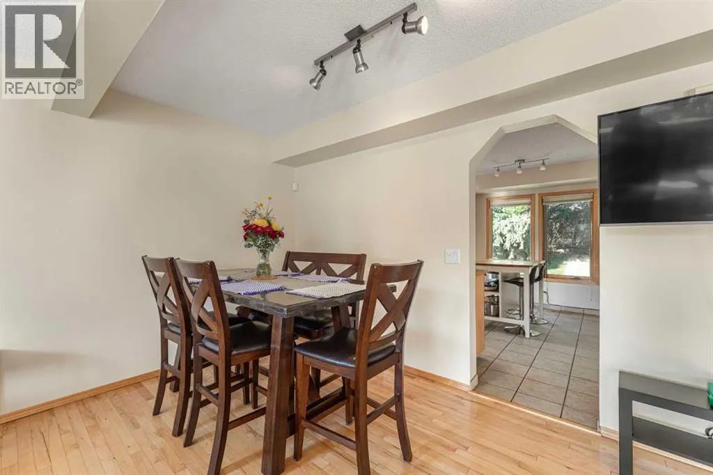 651 Killarney Glen Court SW