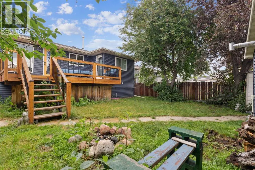 147 Falchurch Crescent NE