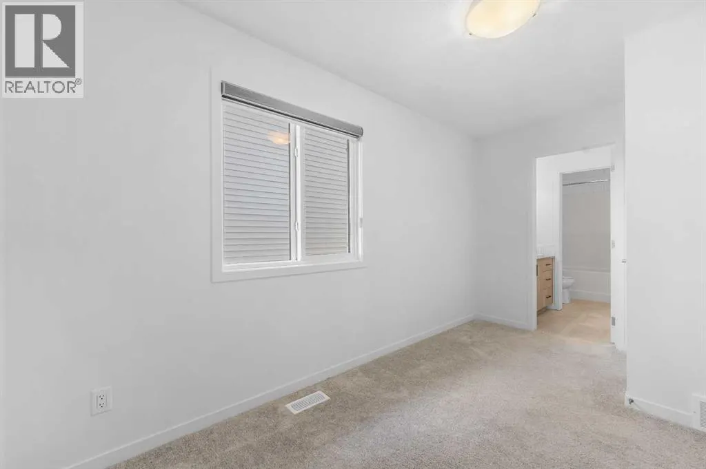 21 Edith Gate NW