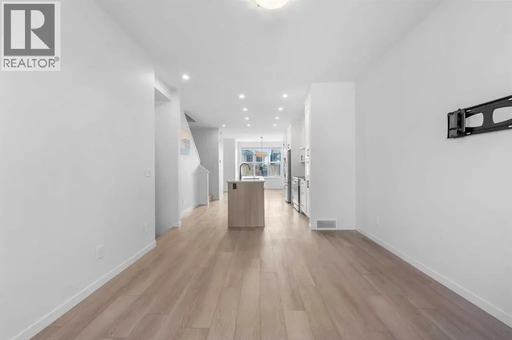 21 Edith Gate NW