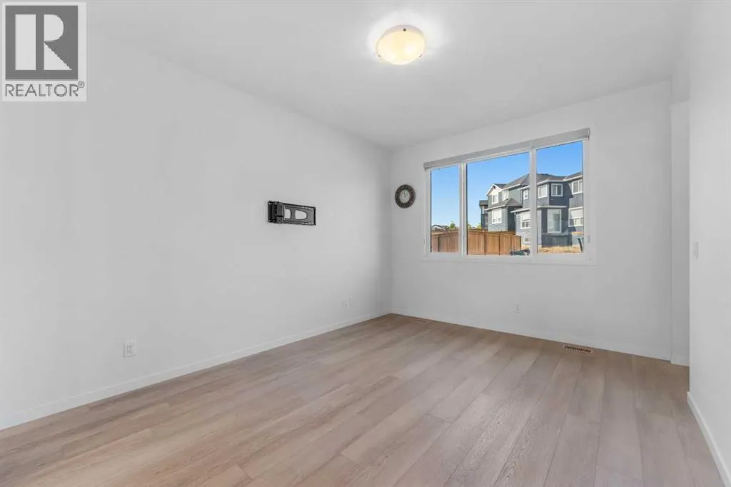 21 Edith Gate NW