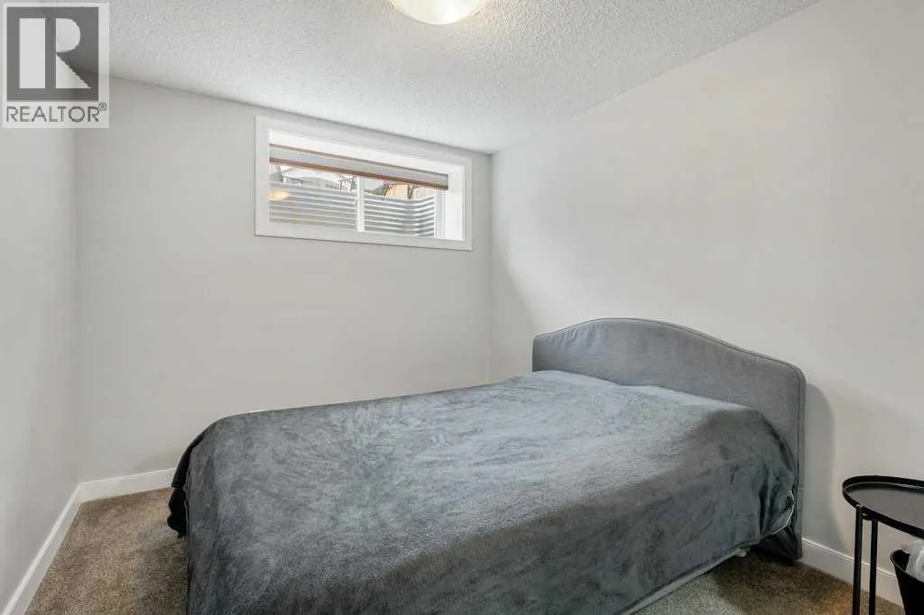 24 Copperpond Park SE