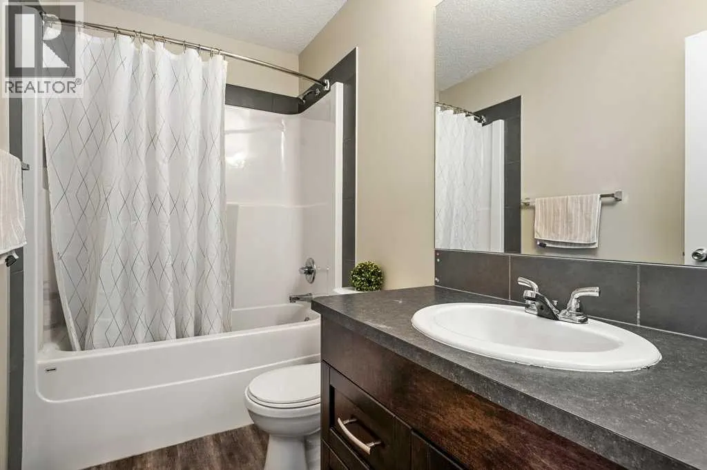 24 Copperpond Park SE