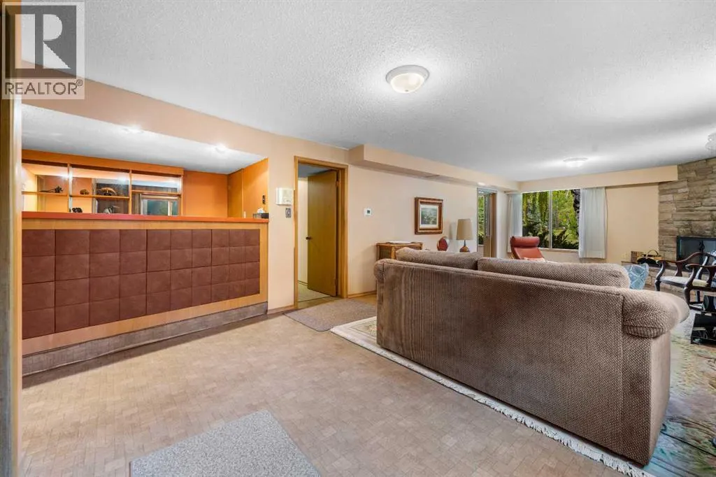 10 Varsville Place NW