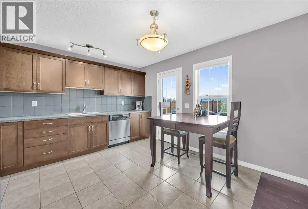126 Windstone Avenue SW