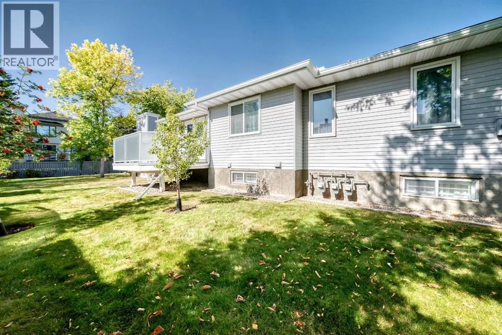 44 Hawkside Park NW