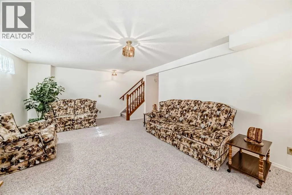 44 Hawkside Park NW