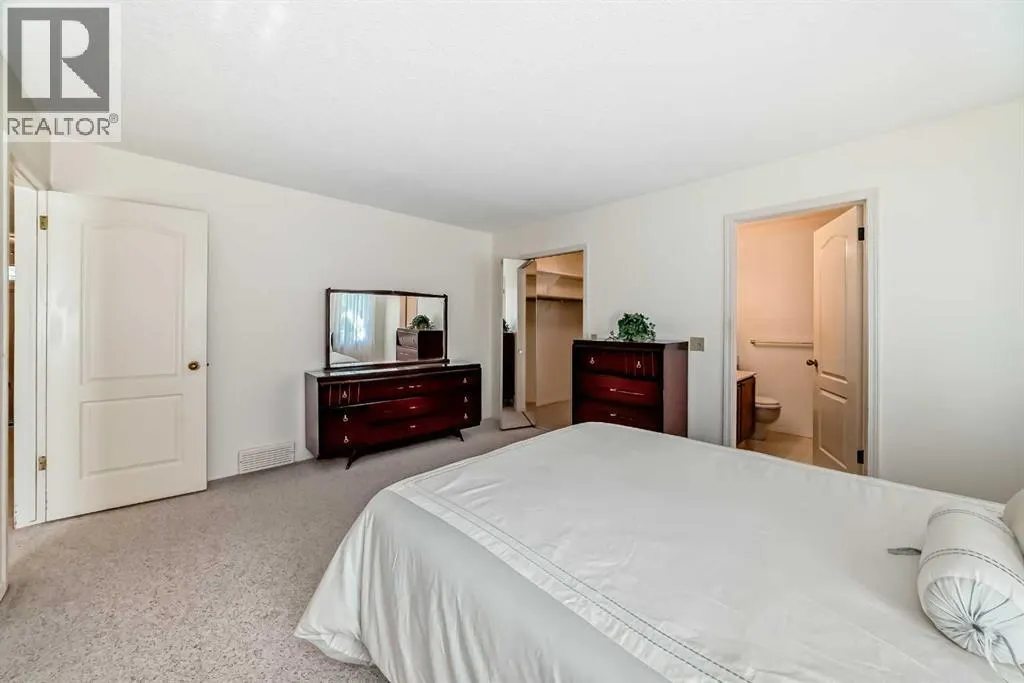 44 Hawkside Park NW