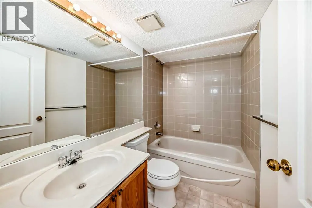 44 Hawkside Park NW