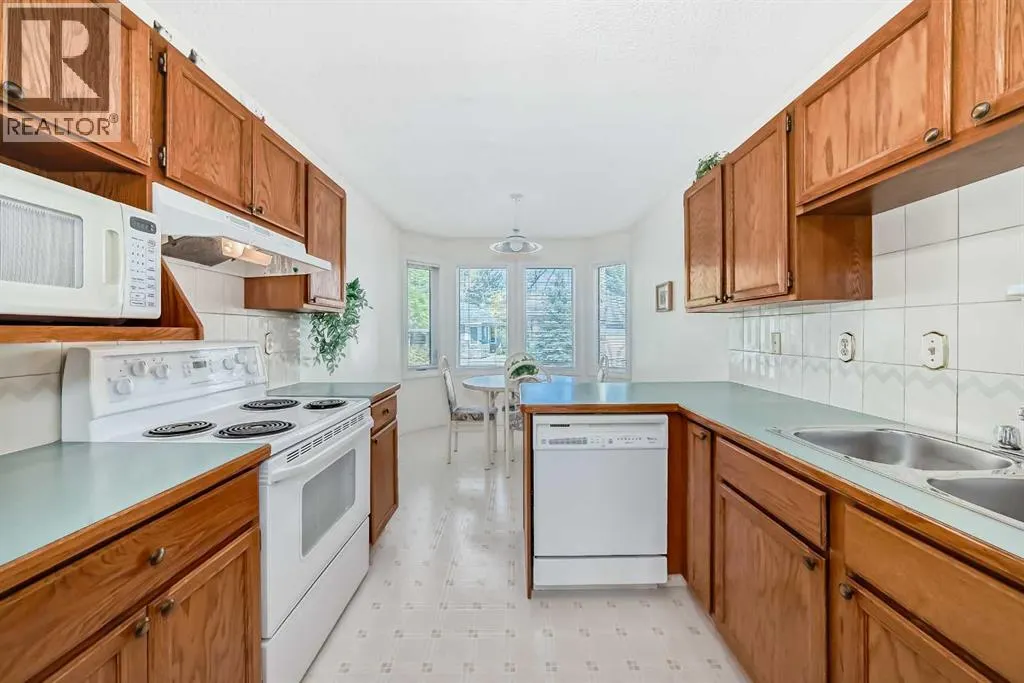 44 Hawkside Park NW
