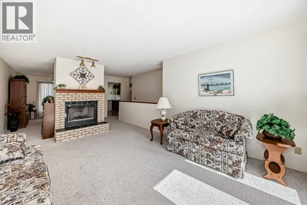 44 Hawkside Park NW