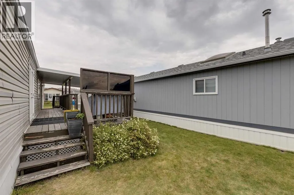 106, 99 Arbour Lake Road NW