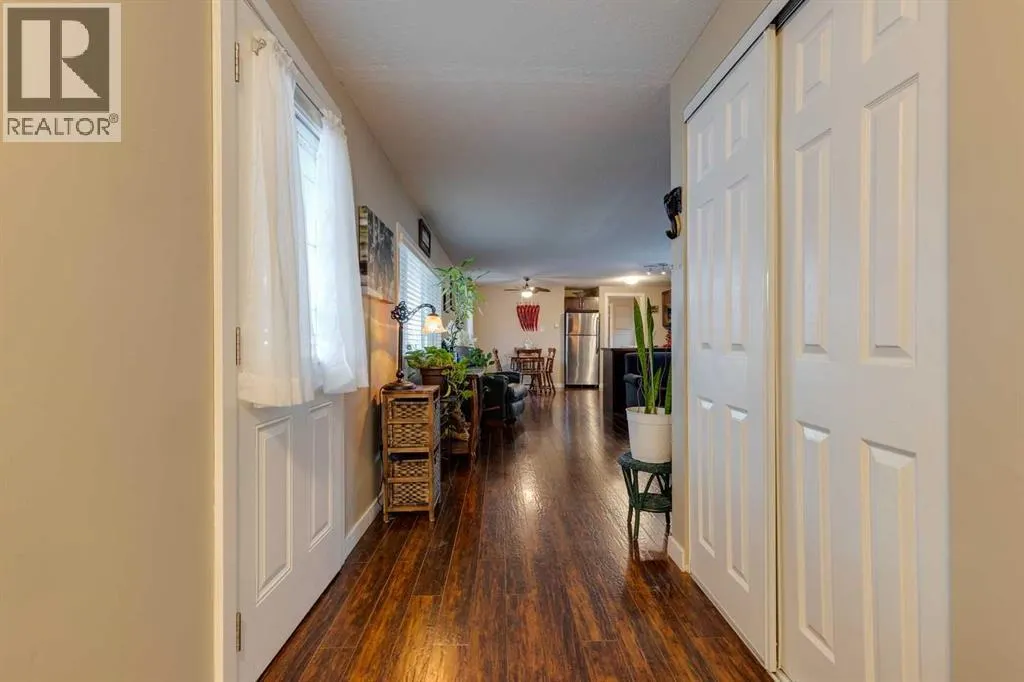 106, 99 Arbour Lake Road NW