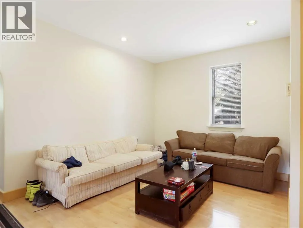 228 17th Street