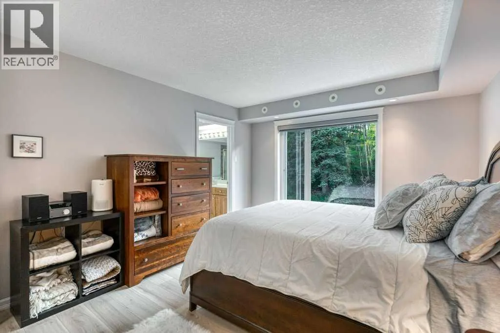 3R, 147 Crawford Drive