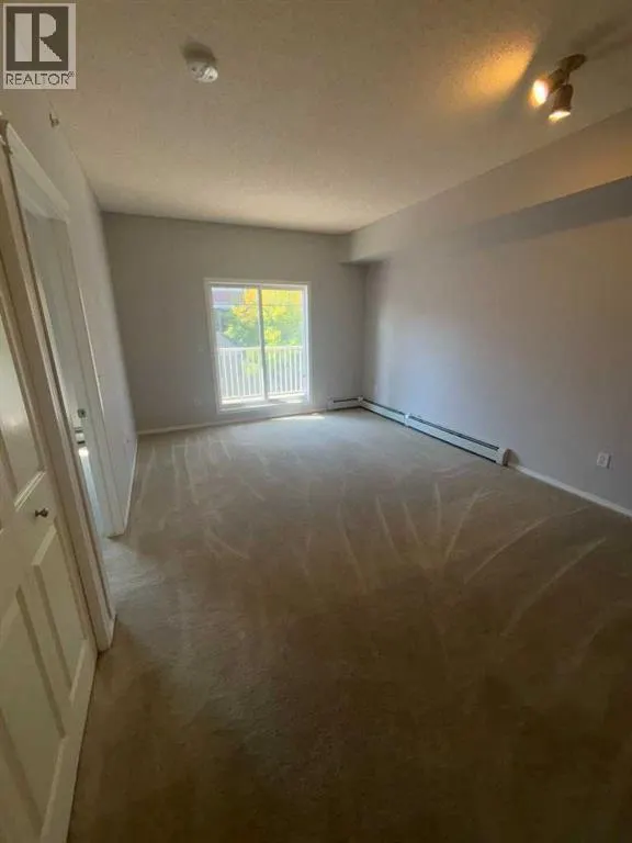 8312, 70 Panamount Drive NW