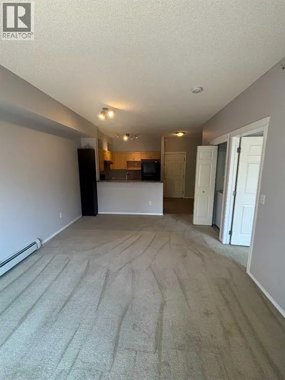 8312, 70 Panamount Drive NW